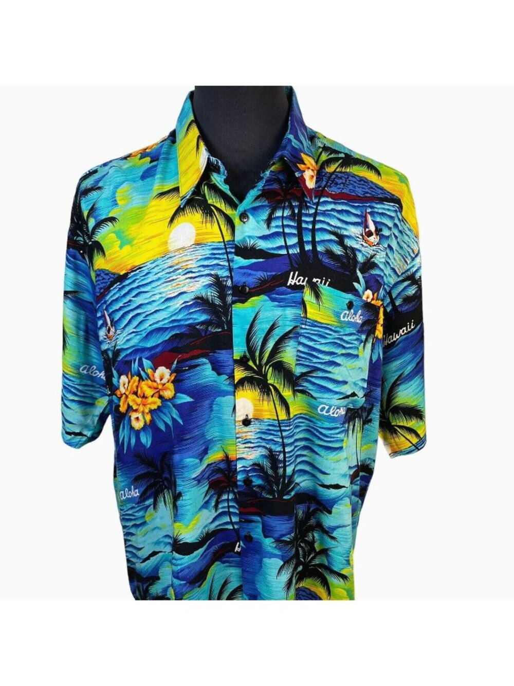 Men's Monticerutti  Hawaiian shirt size XL cars and surf boards Aloha Sunset